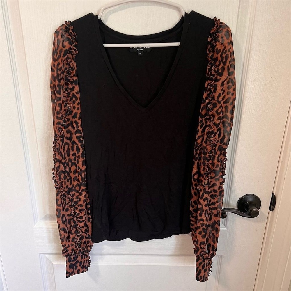 Generation Love Black V-Neck Top Leopard Print Mesh Ruffle Sleeve XS Womens NWOT